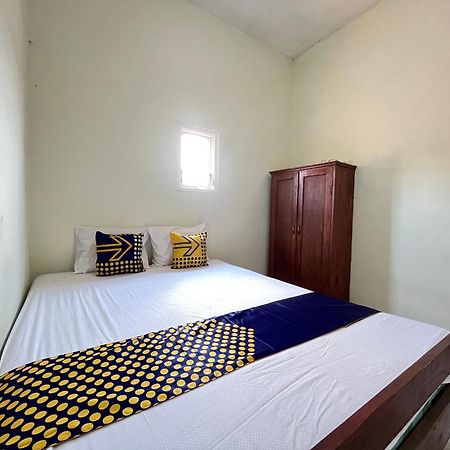 Hotel Spot On 93423 Kost Berkah Near Kebun Teh Wonosari Lawang Esterno foto