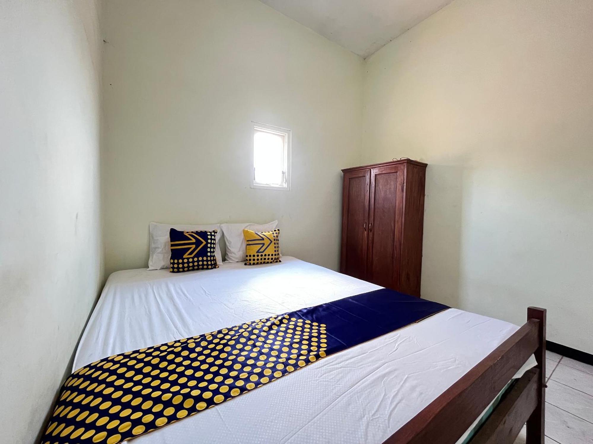 Hotel Spot On 93423 Kost Berkah Near Kebun Teh Wonosari Lawang Esterno foto