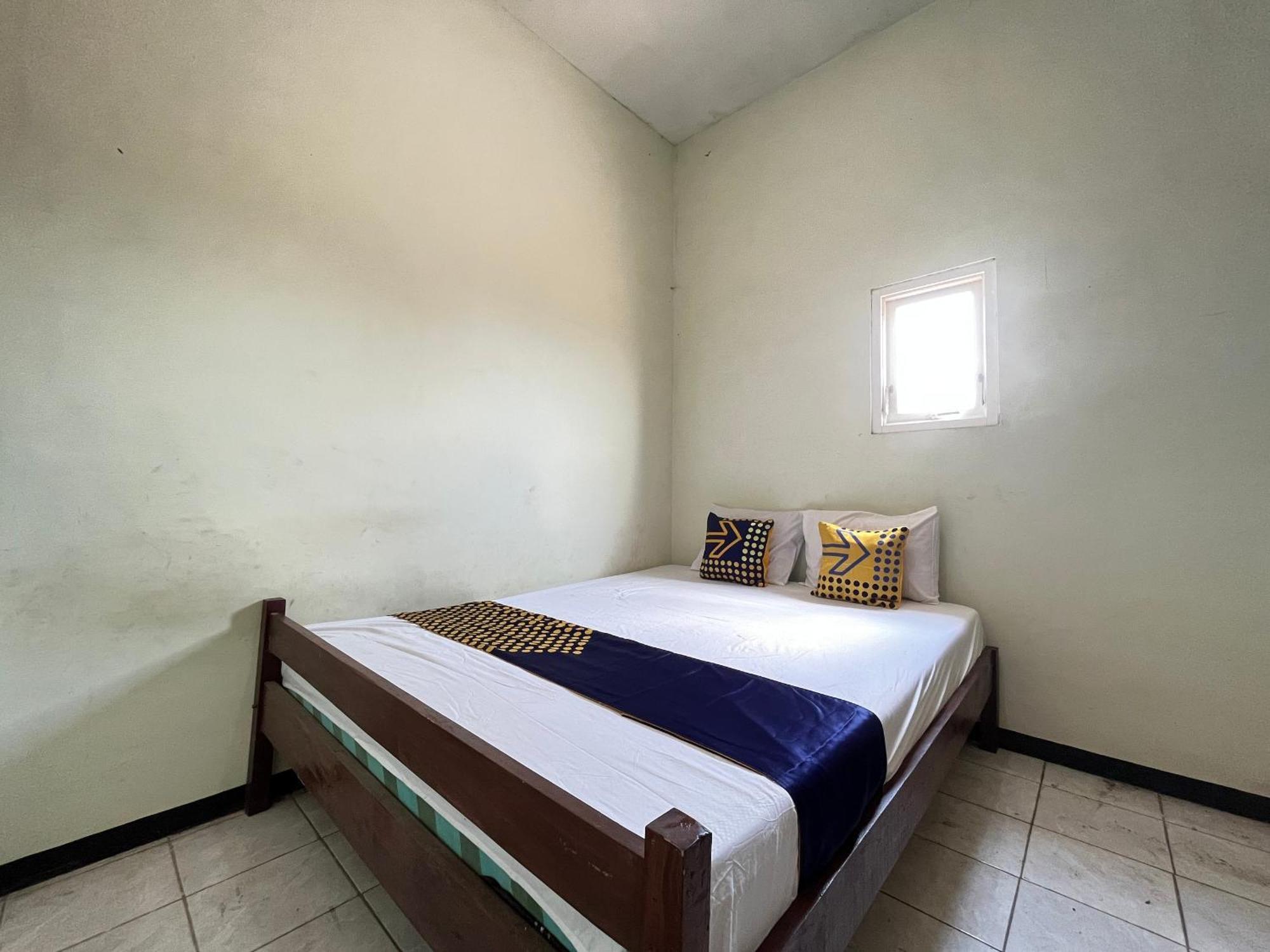 Hotel Spot On 93423 Kost Berkah Near Kebun Teh Wonosari Lawang Esterno foto