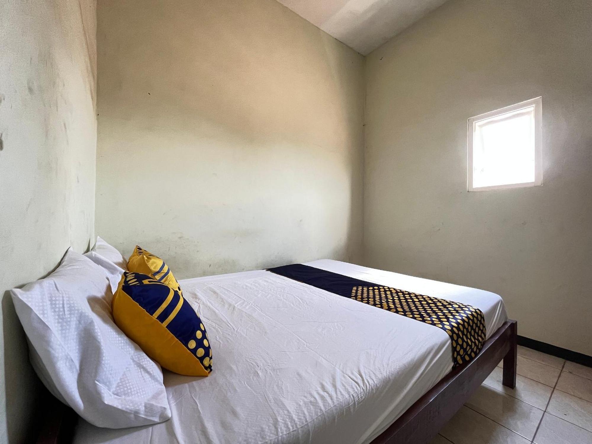 Hotel Spot On 93423 Kost Berkah Near Kebun Teh Wonosari Lawang Esterno foto